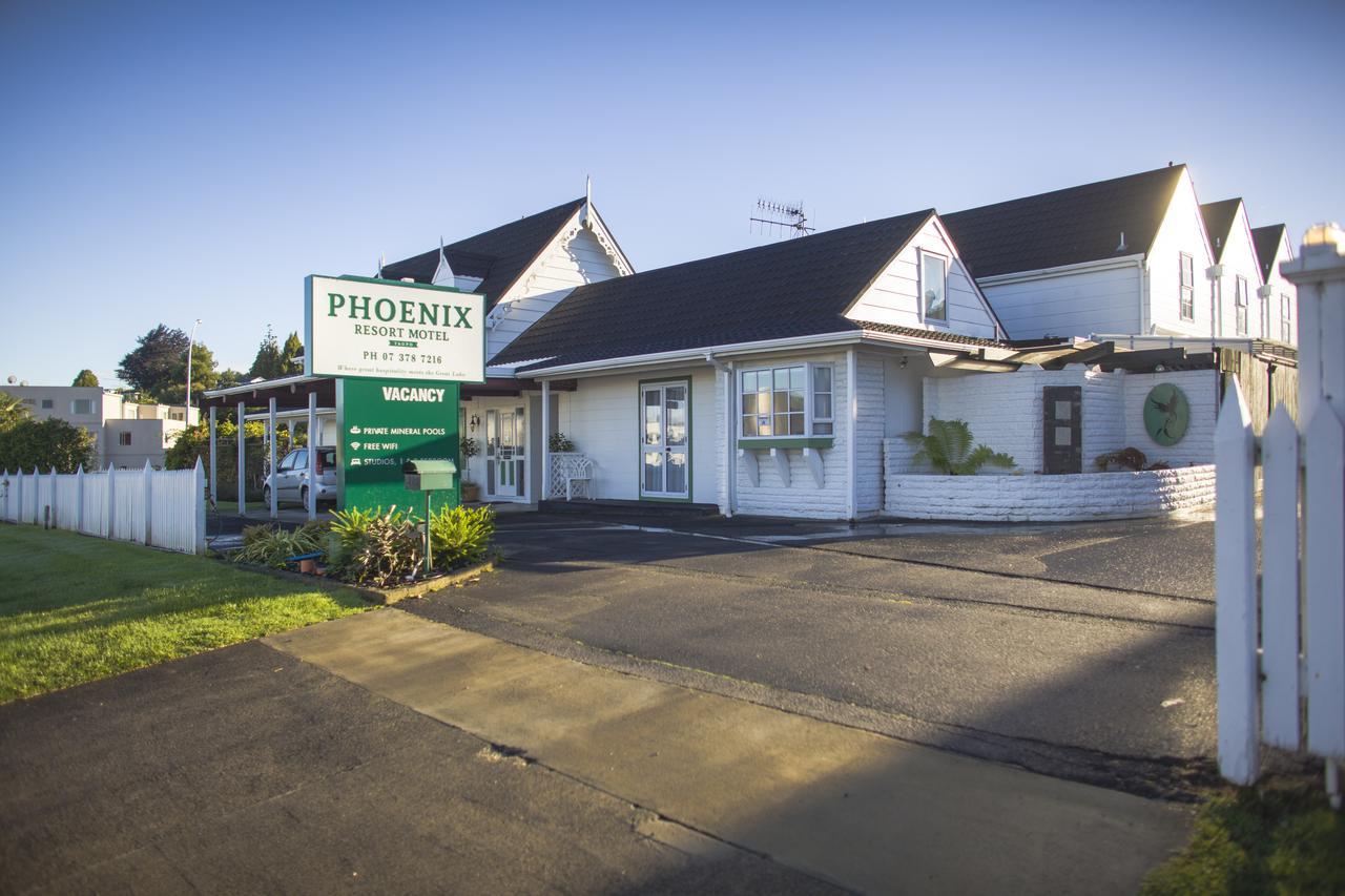 Phoenix Thermal Resort - Lago Taupo Exterior foto